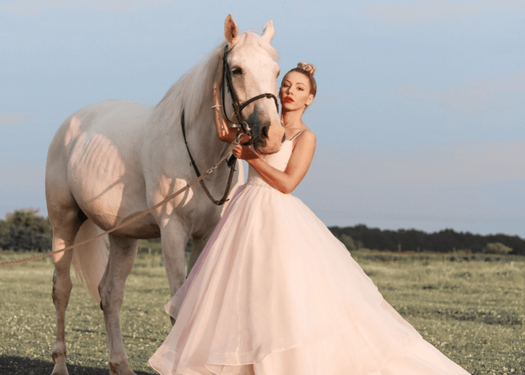 Ball-Gown Sweetheart Court Train Organza Wedding Dress With Ruffle Beading